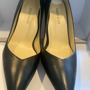 Sarah flint black pumps